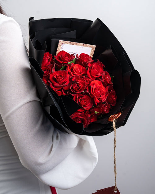 Crimson Bouquet - Cromble’B
